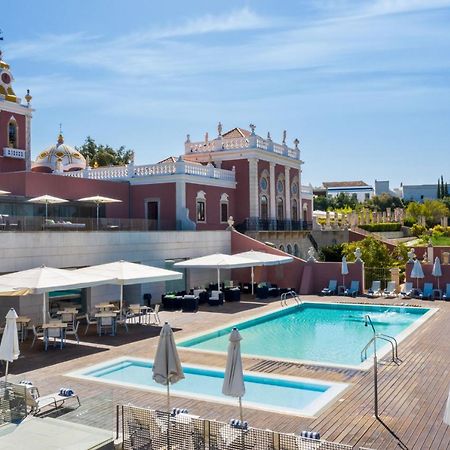 Pousada Palacio De Estoi - Small Luxury Hotels Of The World Extérieur photo The hotel's swimming pool