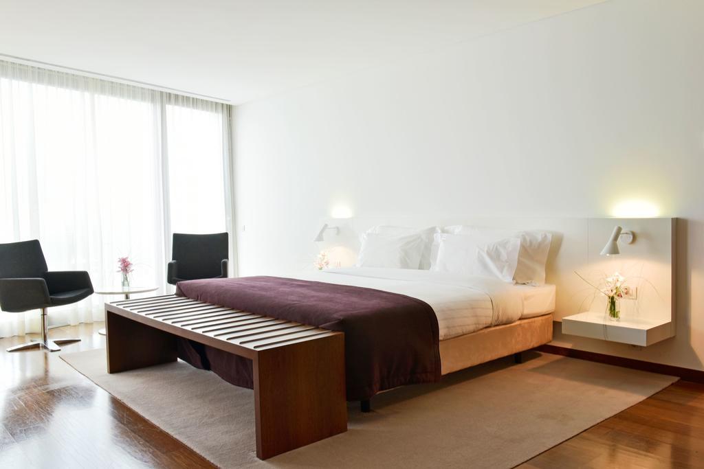 Pousada Palacio De Estoi - Small Luxury Hotels Of The World Extérieur photo A room at the hotel