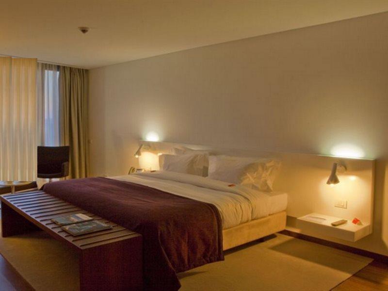Pousada Palacio De Estoi - Small Luxury Hotels Of The World Extérieur photo A room at the hotel