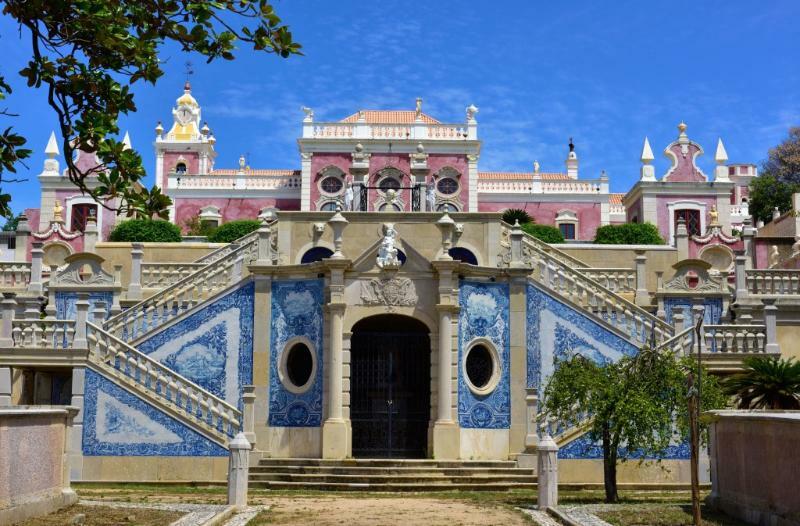 Pousada Palacio De Estoi - Small Luxury Hotels Of The World Extérieur photo The entrance to the palace